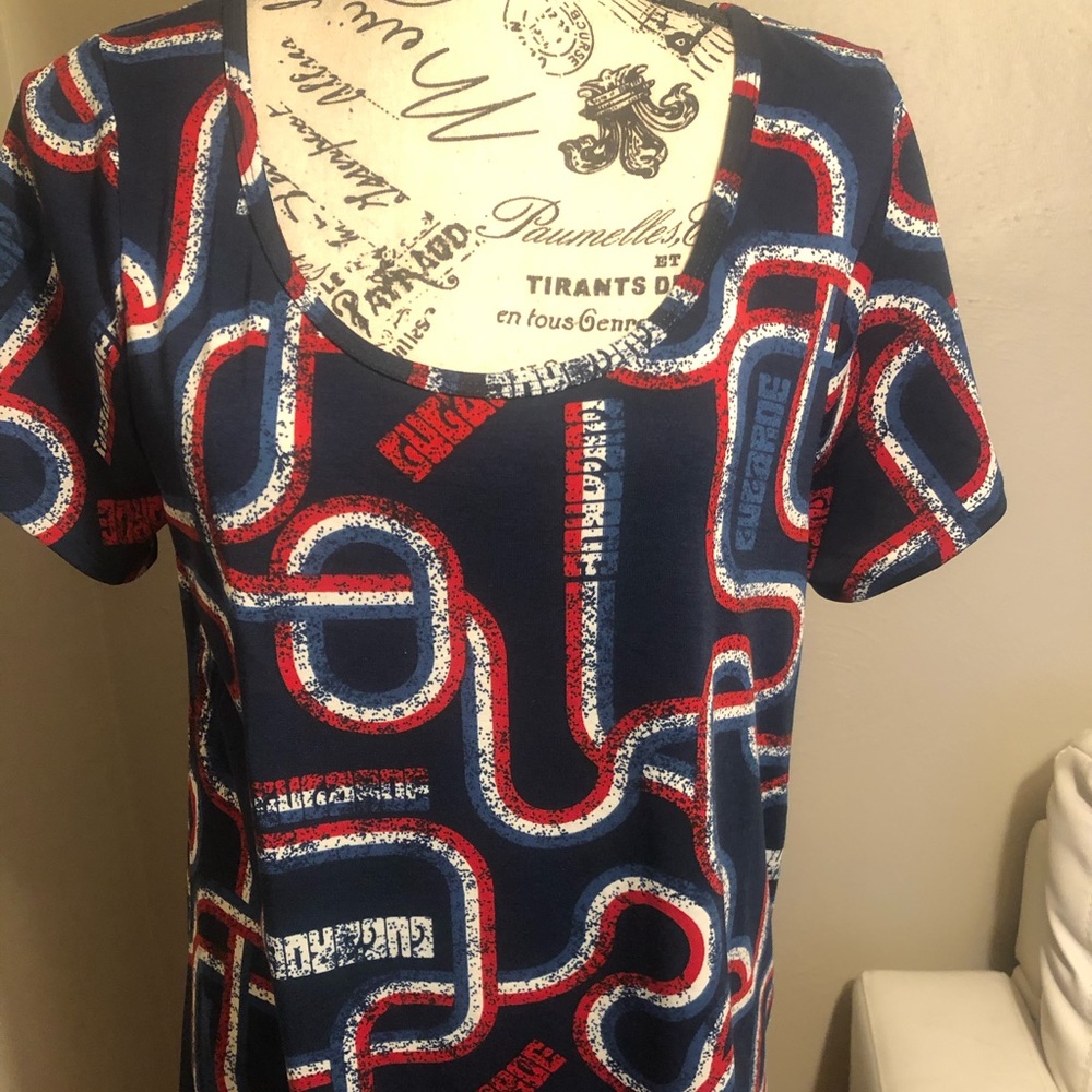 LULAROE SHIRT